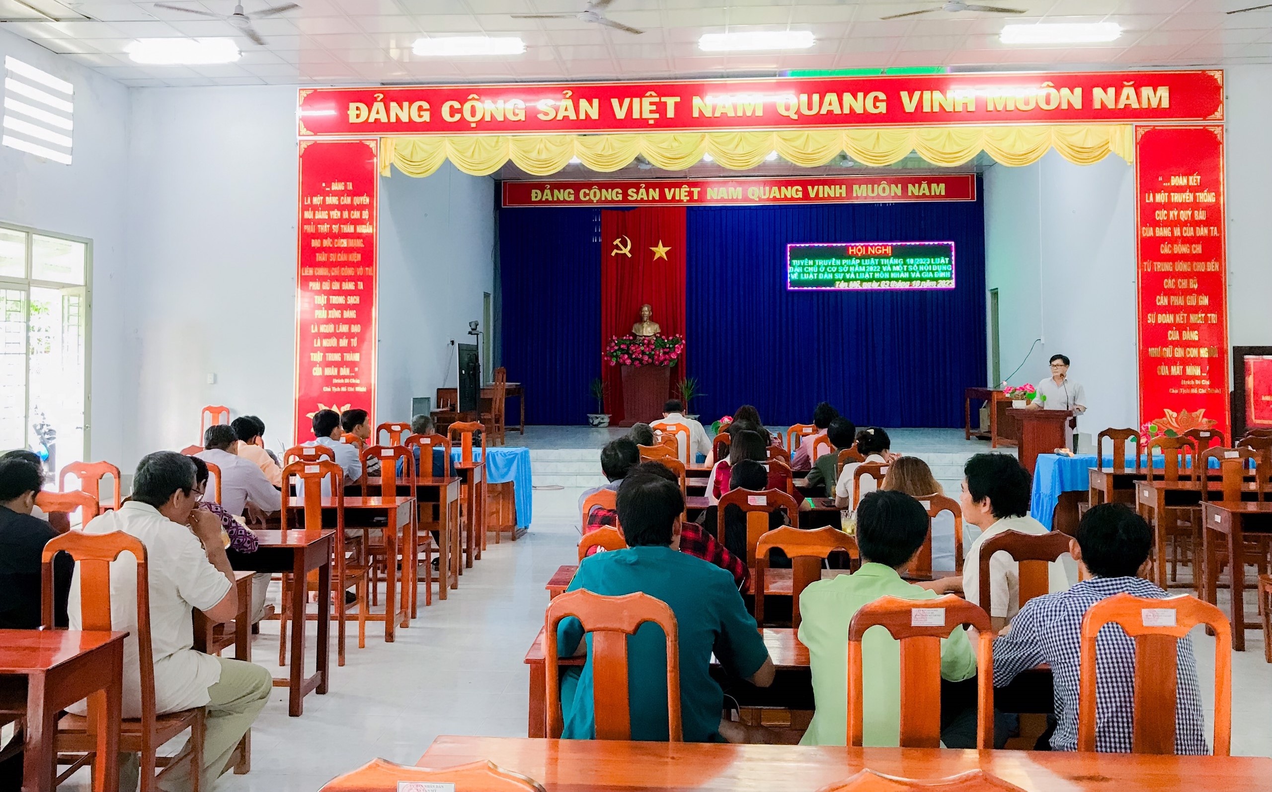 Tư Pháp