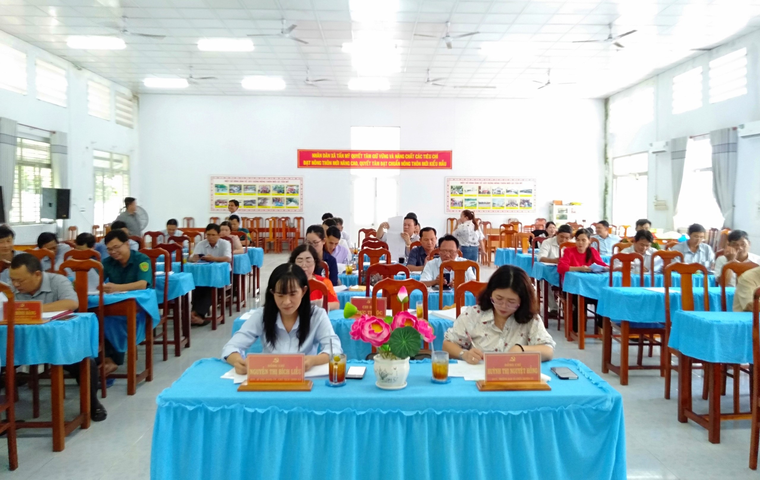 Đảng ủy