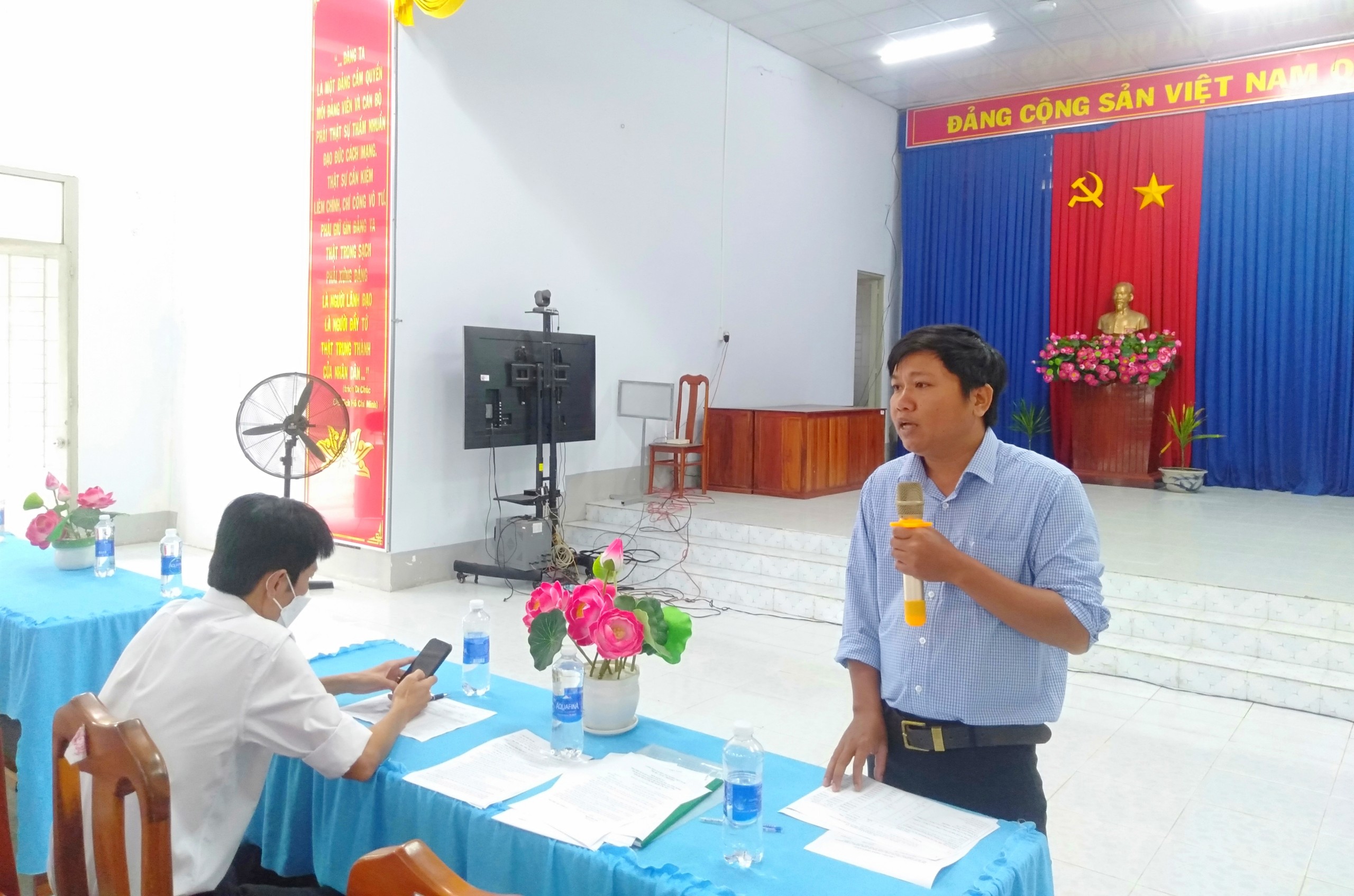 Giảm nghèo
