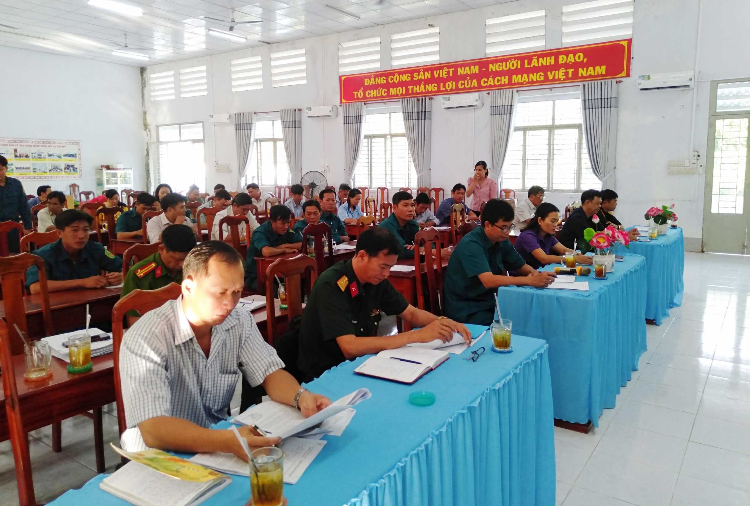 Quân sự