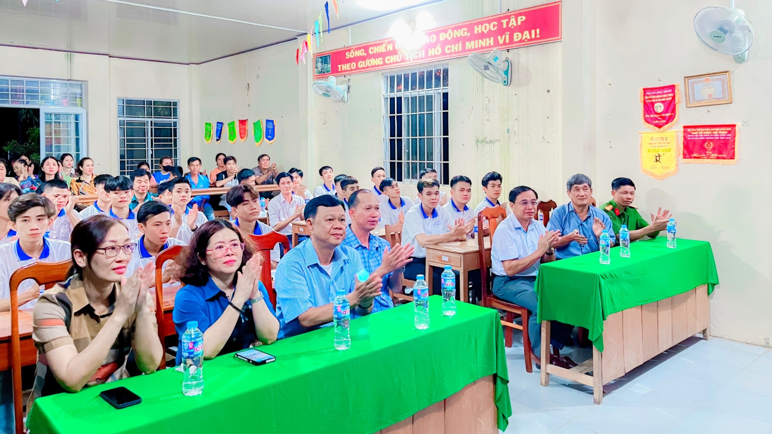 Quân sự