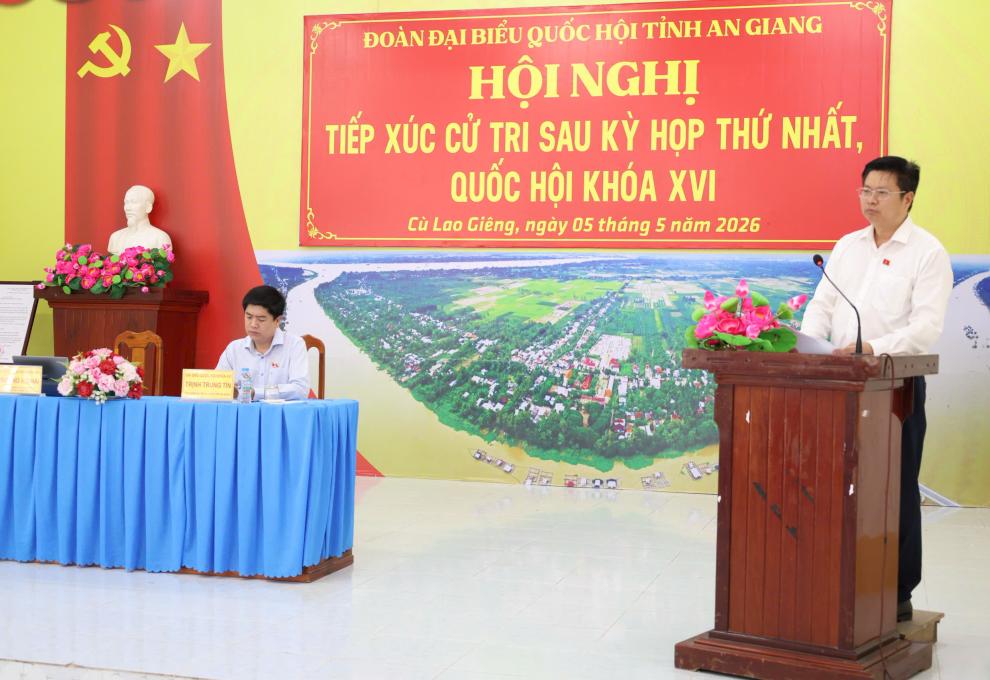 Đoàn Đại biểu Quốc hôi tỉnh An Giang tiếp xúc cử tri xã Cù Lao Giêng sau kỳ thứ Nhất, Quốc hội khóa XVI 
