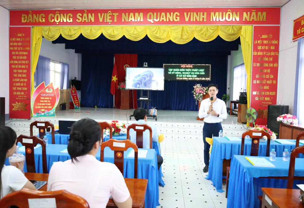 Hội nghị tập huấn kiến thức pháp luật  và kỹ năng nghiệp vụ hòa giải ở cơ sở năm 2026