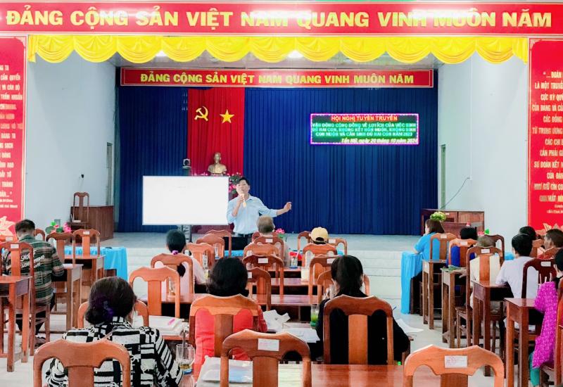Tuyên truyền cộng đồng sinh đủ 02 con 